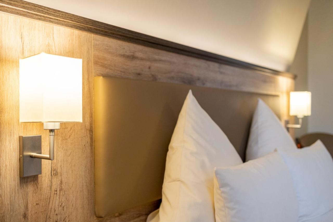 Hotel Ratskeller Schwarzenberg Шварценберг Екстериор снимка