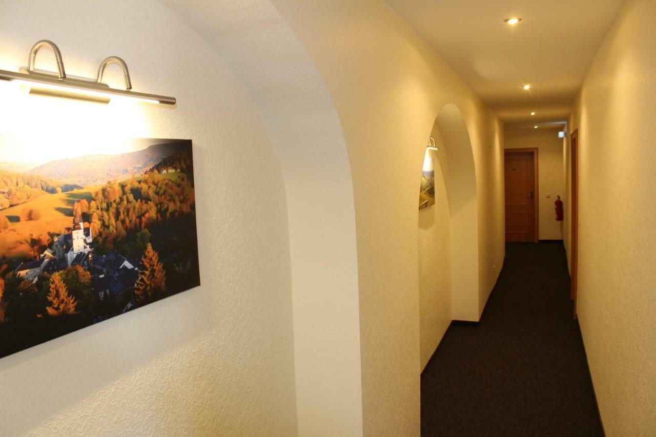 Hotel Ratskeller Schwarzenberg Шварценберг Екстериор снимка